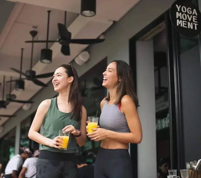 chanel超模健身,chanel八十年代模特