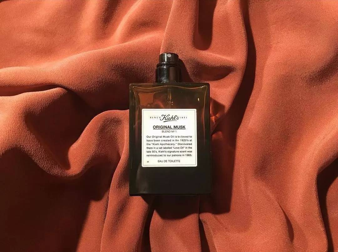 「这个香水有麝香用了会流产的!」|拜托,别再闹这种国际笑话了好吗?