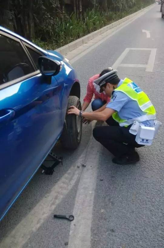 每一个你在南宁街头不知所措需要帮助的时刻,找他们,准没错!