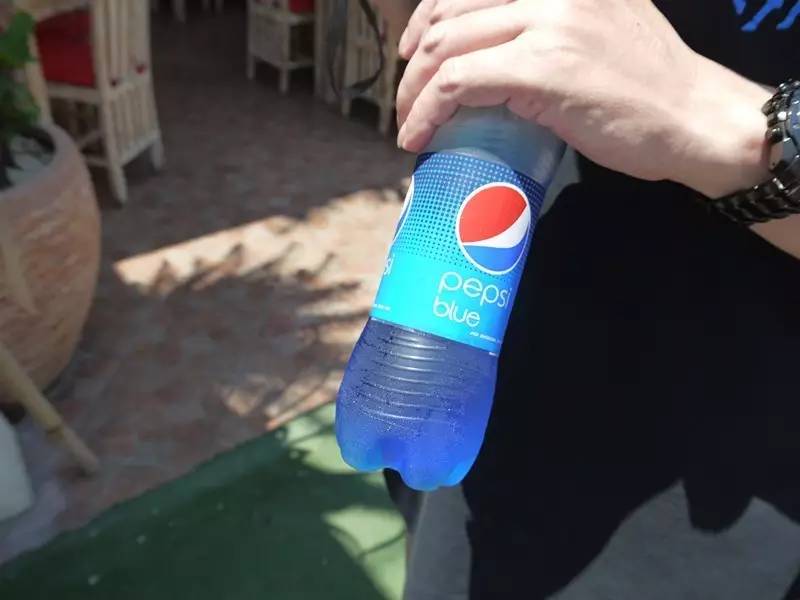 网“蓝”｜不用打飞的去巴厘岛，来上海就能喝到爆款蓝色可乐！（献给爱喝可乐的everybody