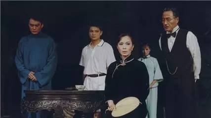 话剧演员比明星演员厉害,话剧演员比影视演员厉害