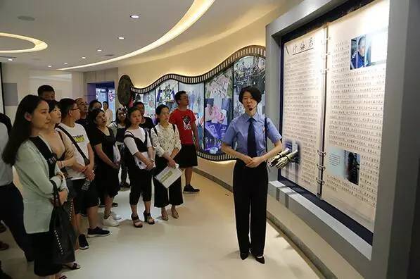 「云检动态」隆阳:*党**建“五线谱”奏响和谐新乐章