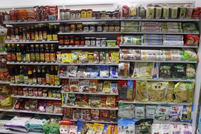 罗森便利店和罗森有啥区别,罗森便利店每一个店都一样吗