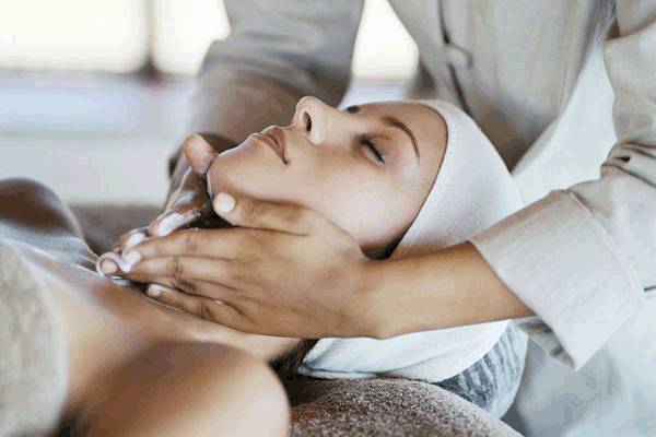 塑美体｜天鹅颈养成记，昂首挺胸在变美的道路上大踏步走