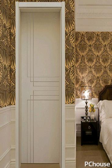 新房装修入户门有必要更换吗,2022极简轻奢实木烤漆木门新款