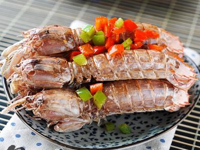 椒盐皮皮虾怎样才能又酥又入味,皮皮虾最好吃的做法椒盐皮皮虾