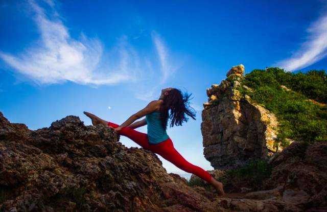 练完瑜伽可以跑步吗,练完瑜伽可以跳绳吗