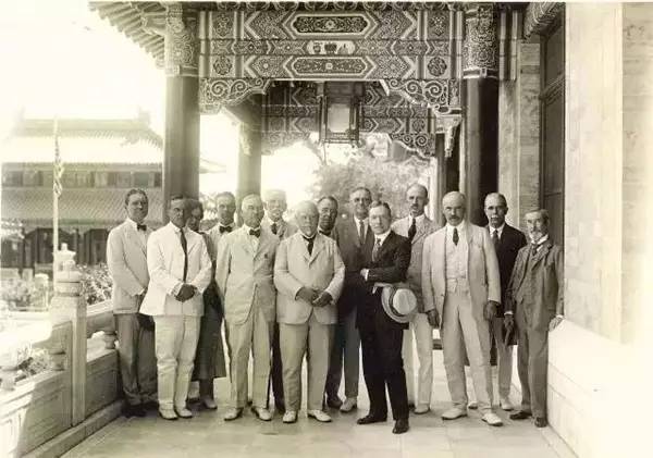 这是一座影响中国人100年的医院，却和一位美国富二代有着一段不得不说的情缘