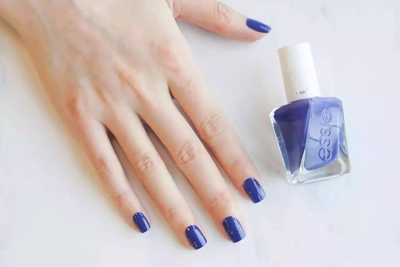 50女性适合的指甲油颜色有哪些,指甲油有哪些色号