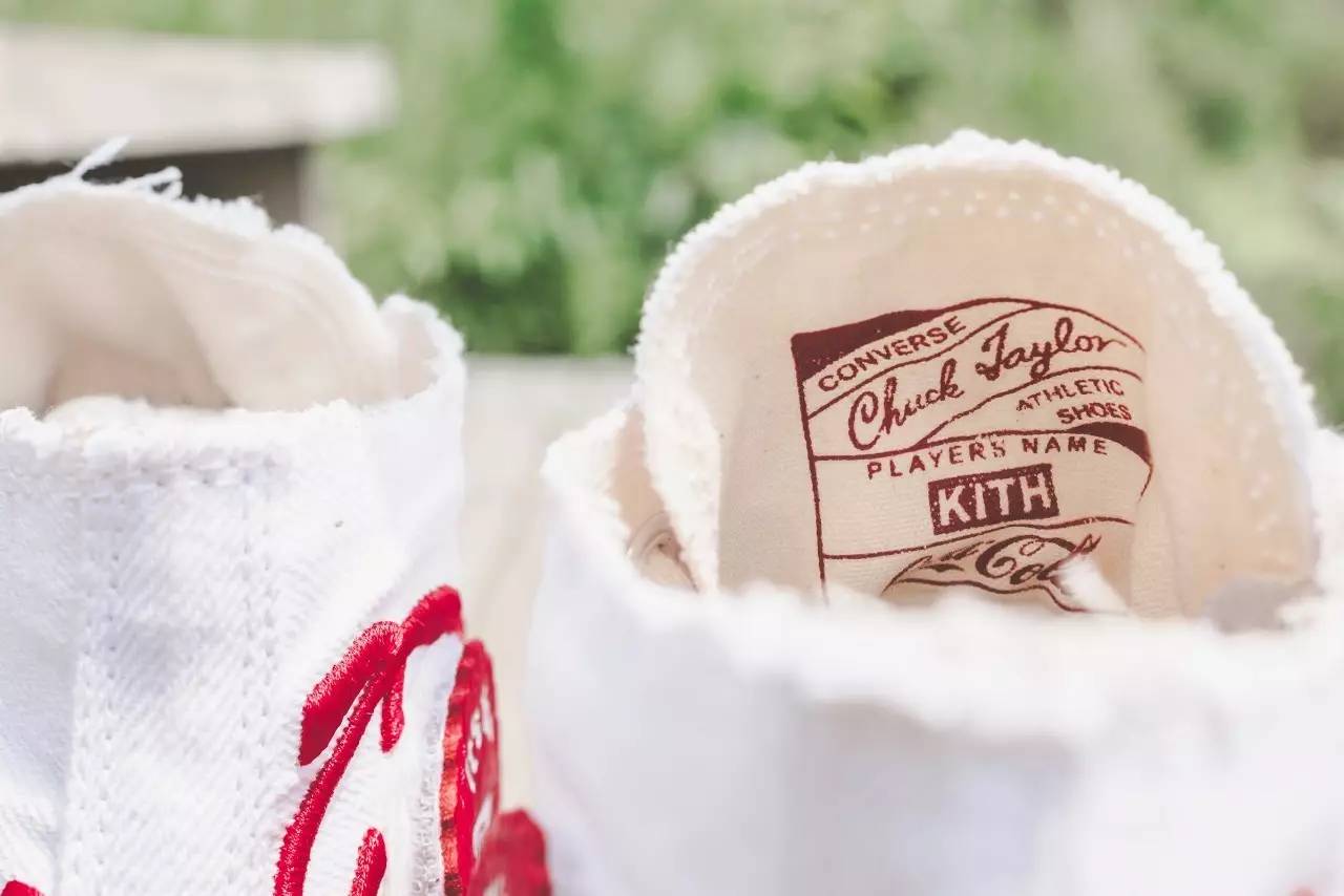 最新款sneaker,今秋最流行哪款鞋