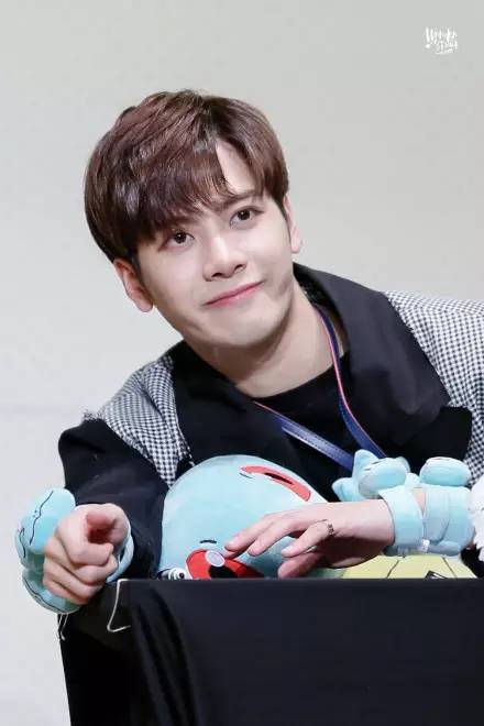 撩爱豆的情话小段子,爱豆撩人土味情话