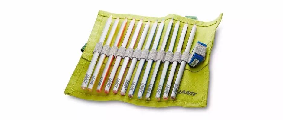 开学啦！你家宝宝“上新”了吗？没准有止哭功效哦