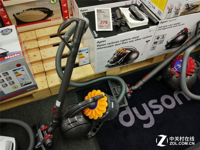 iPhone7比国内贵600！编辑在德国卖场发现坑爹货