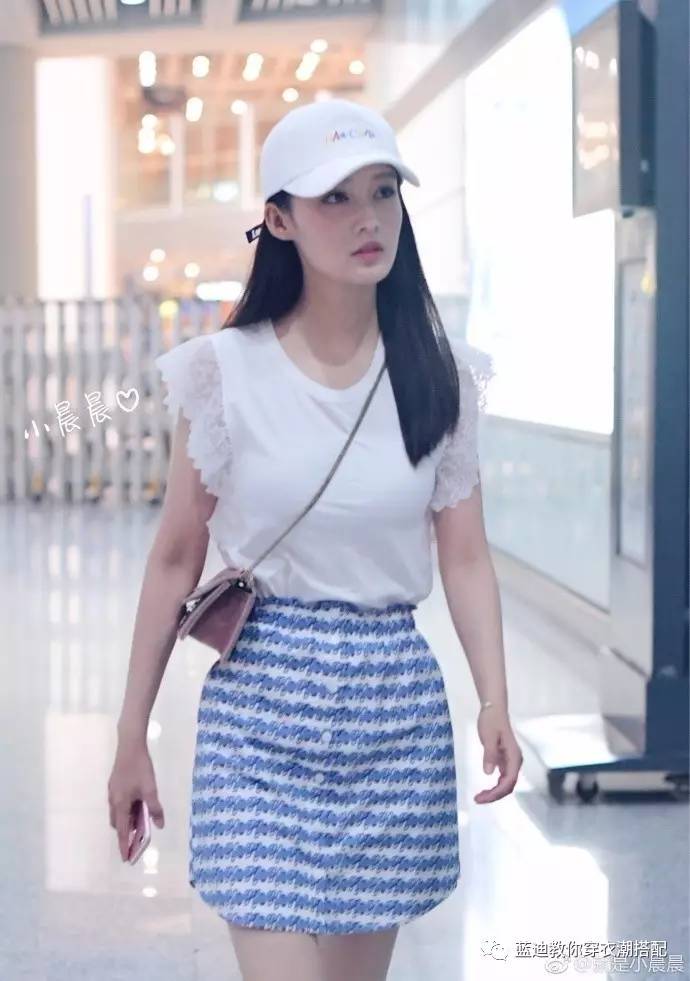 张碧晨礼服怎么搭配,明星活动李沁