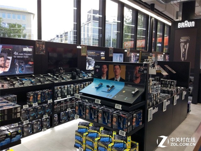 iPhone7比国内贵600！编辑在德国卖场发现坑爹货