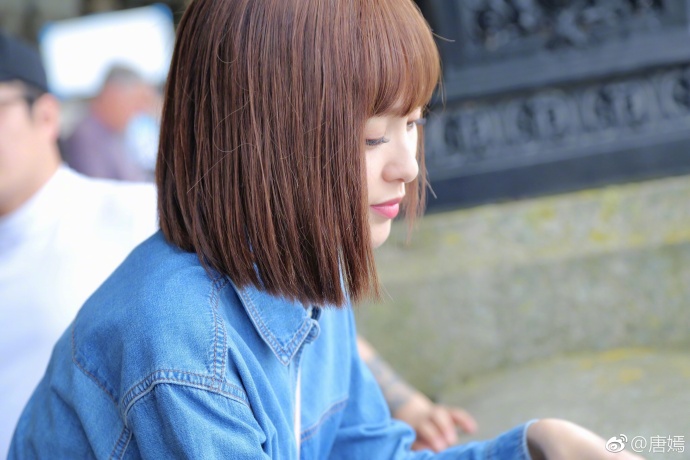赵丽颖唐嫣最新消息,赵丽颖唐嫣剪短发