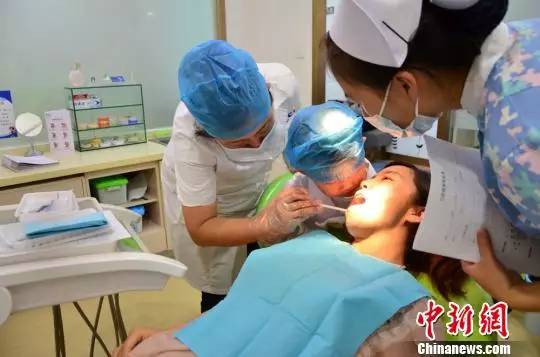 总塞牙怎么办,经常塞牙造成坏牙