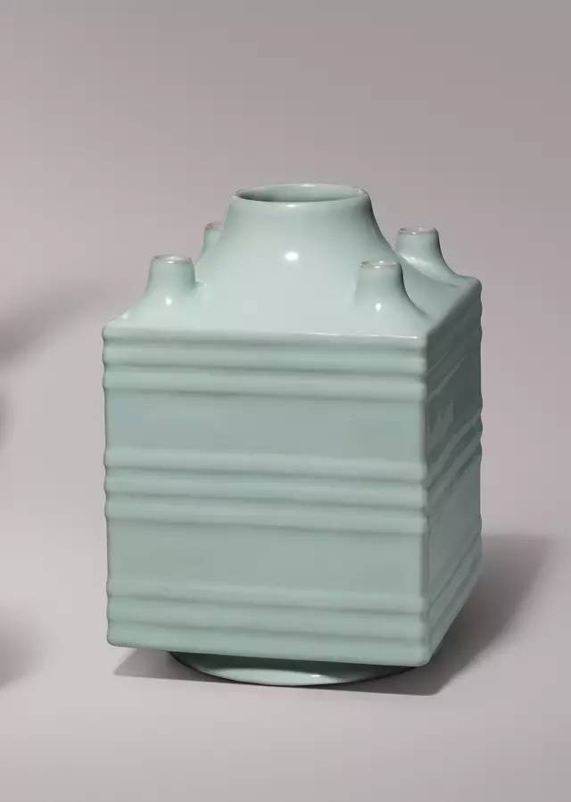 北京中汉彩瓷专场拍卖,北京中汉拍卖公司古钱币拍卖记录