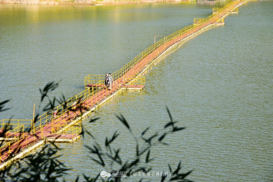 亚洲第一钢索桥,最长的钢索桥