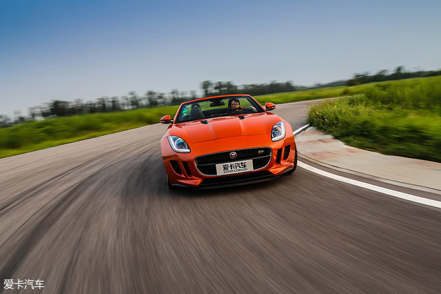 捷豹f-type高速实测,捷豹f-type可以混超跑圈吗