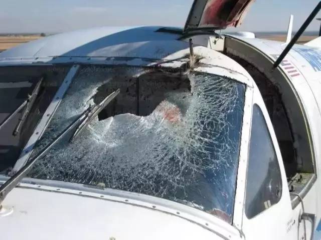 日本航空ja350号班机坠毁事件,日本航空jal123航班空难