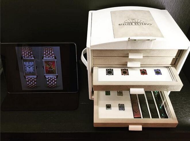 有了特殊定制服务之后再也不用担心跟别人“撞表”了|藏表箱