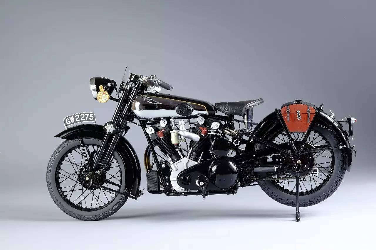 超逼真发动机,超级逼真电脑