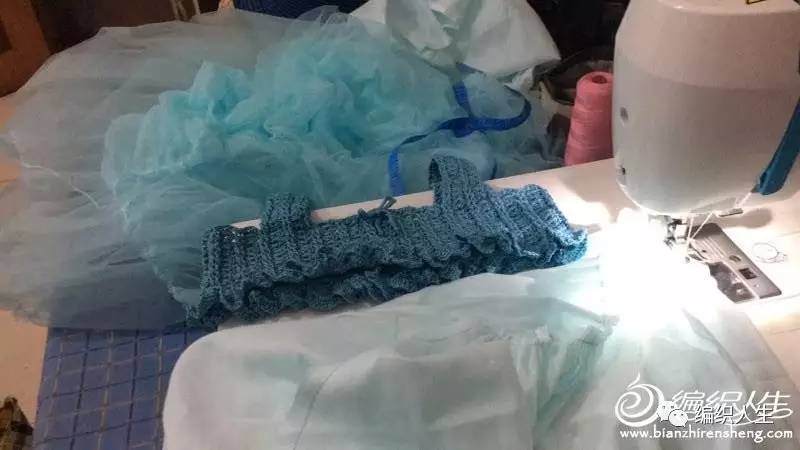 背心蓬蓬裙怎么搭配衣服才好看,钩布结合儿童裙图解