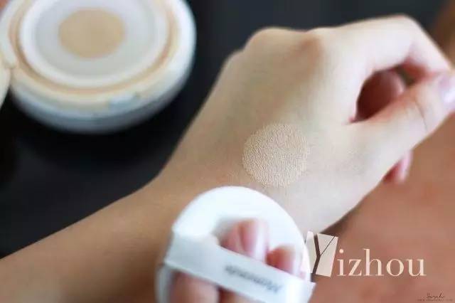 化妆新手入门买什么化妆品,初学者化妆一整套平价