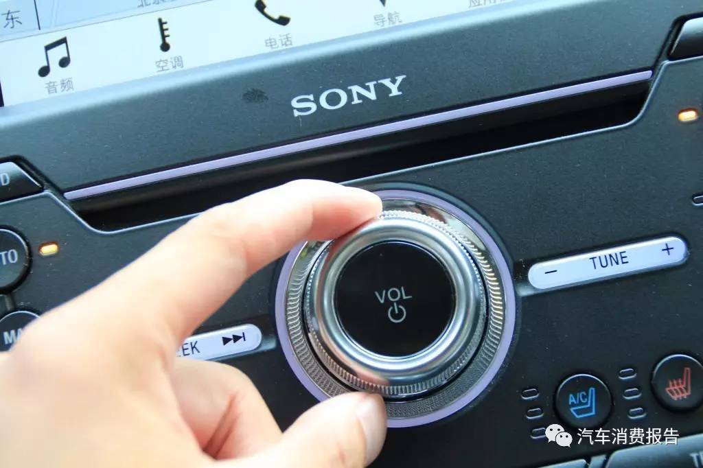 这款车的油耗表现如何,2017款蒙迪欧2.0t245高功率油耗