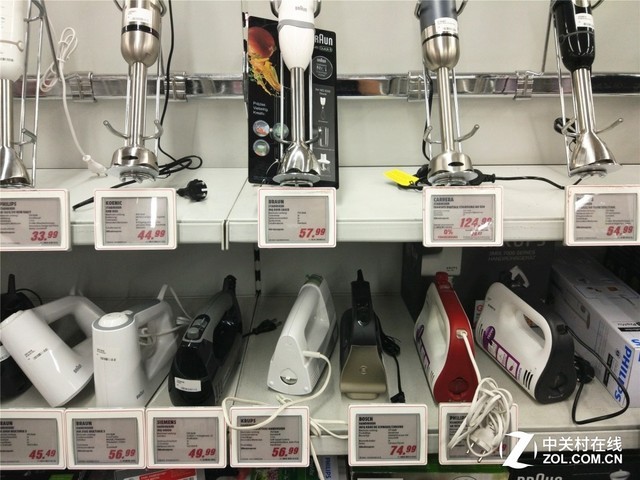 iPhone7比国内贵600！编辑在德国卖场发现坑爹货