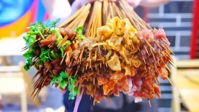 南充吃货最爱的这些公交路线，沿线美食把这条微信都撑爆了！