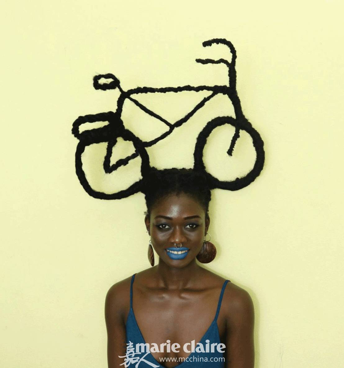 手机壳也可以照镜子补妆,手机壳可补妆