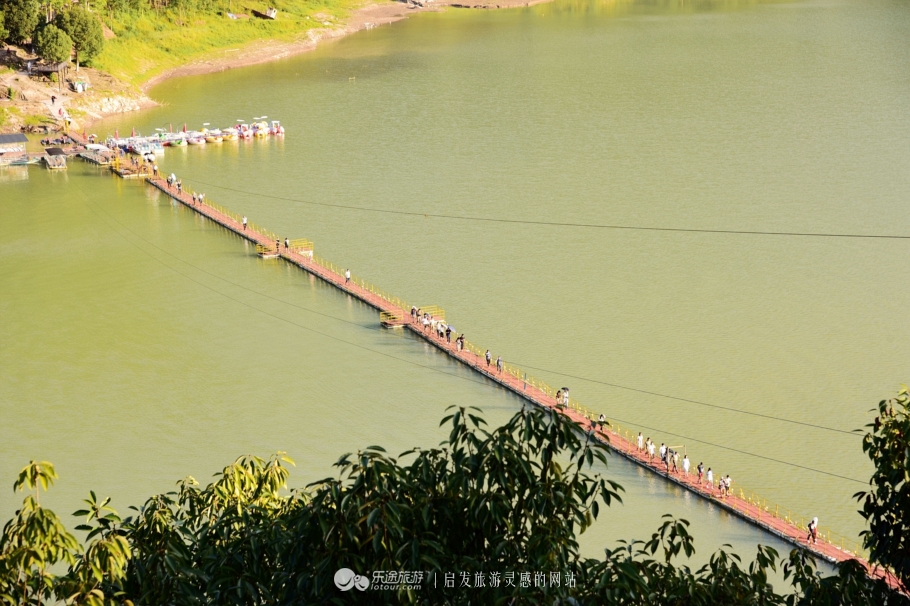 亚洲第一钢索桥,最长的钢索桥