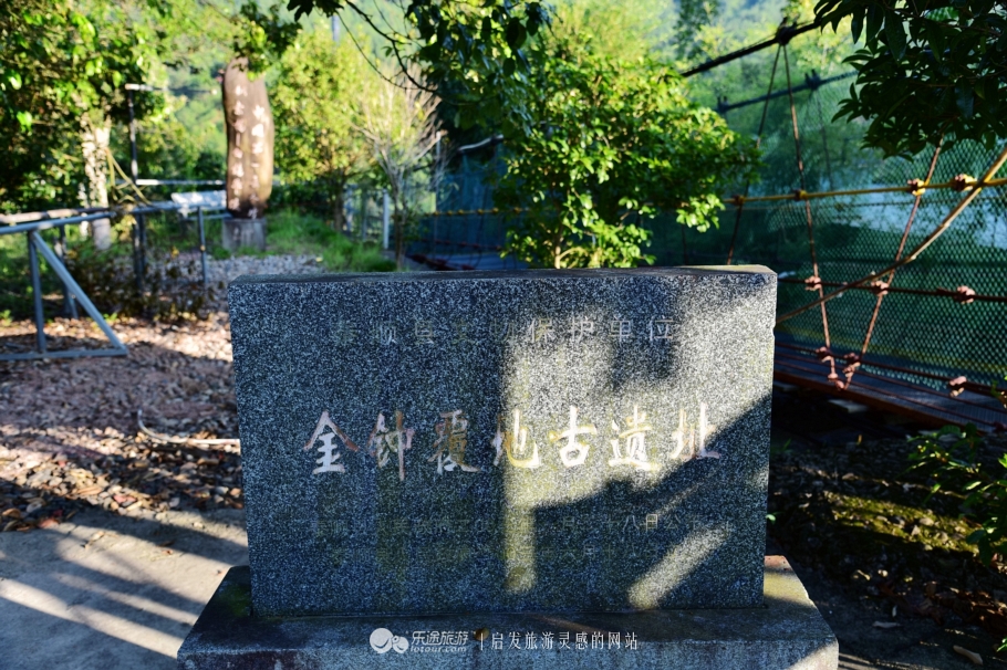 亚洲第一钢索桥,最长的钢索桥