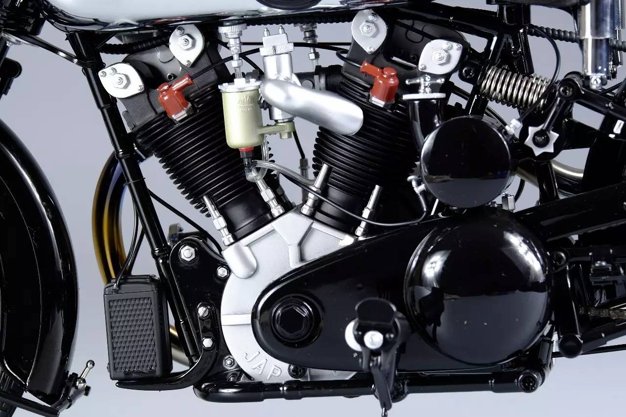 超逼真发动机,超级逼真电脑