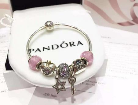 潘多拉串珠多少钱,潘多拉手链的珠子是什么材质的