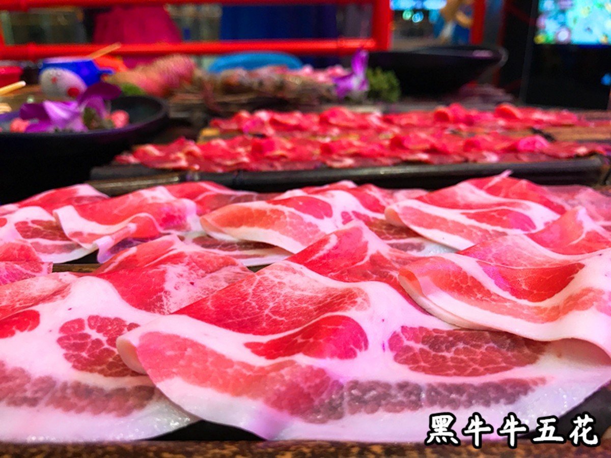 小猪小牛抖音团购比店里便宜吗,小猪小牛团购蚌埠