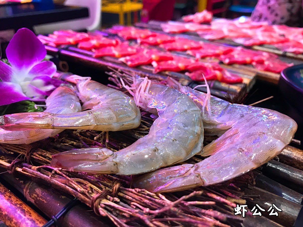 小猪小牛抖音团购比店里便宜吗,小猪小牛团购蚌埠