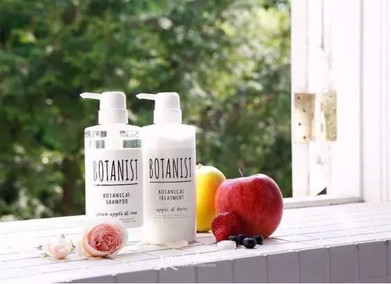 缓解头发干燥的洗发水,头皮干燥洗头不用洗发水好吗