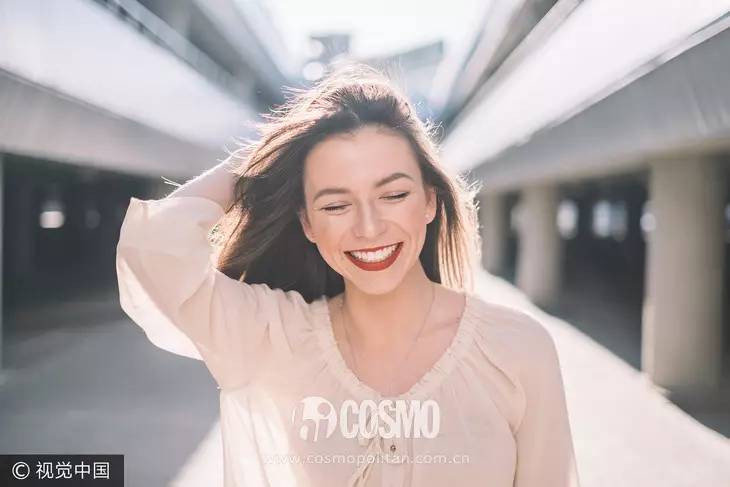 戳进来｜秋天拒做金毛狮王，女明星的保养秘术在这里