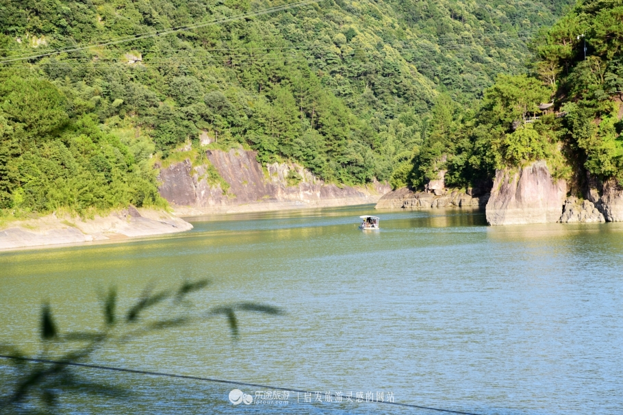 亚洲第一钢索桥,最长的钢索桥