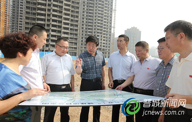 撸起袖子加油干努力工作创佳绩,撸起袖子加油干砥砺前行