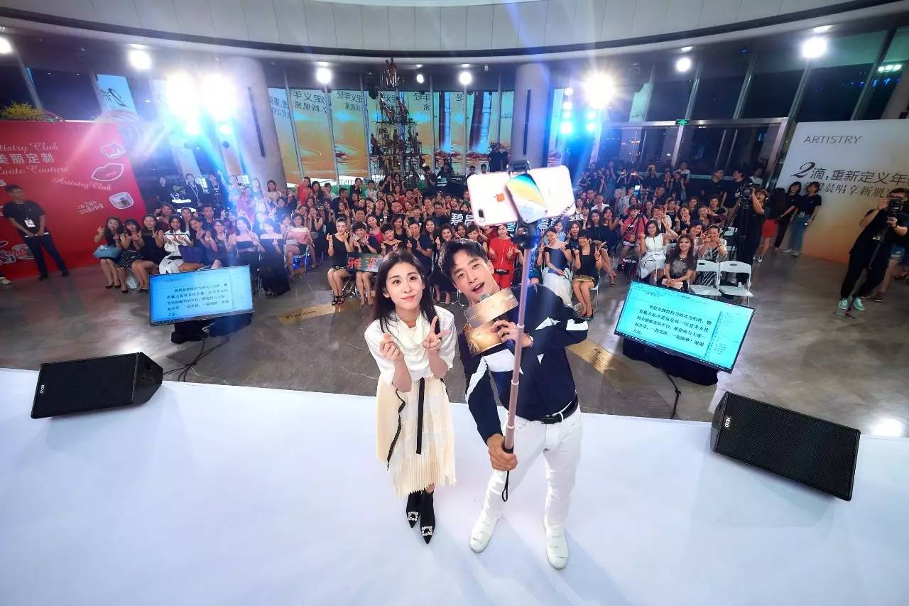 曝张碧晨杂志大片,张碧晨圈内密探