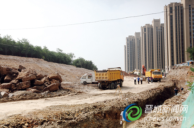 撸起袖子加油干努力工作创佳绩,撸起袖子加油干砥砺前行