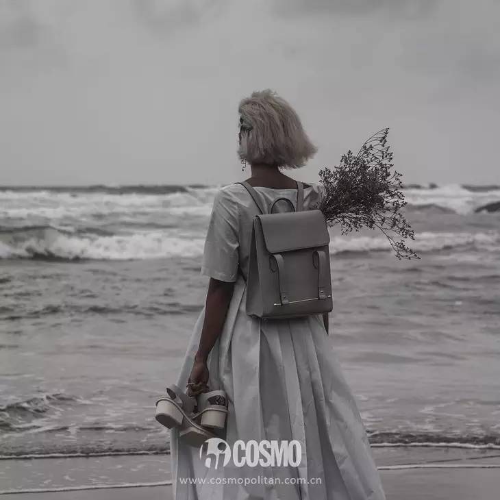 学生党开学季双肩包来咯,开学必备的结实帆布双肩包