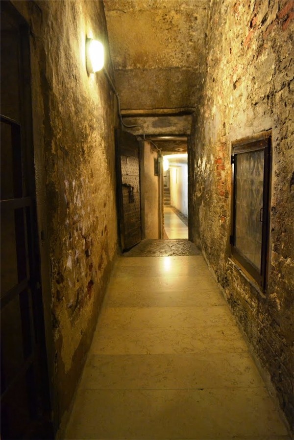 威尼斯:一半浮华,一半叹息|跟着电影去旅行