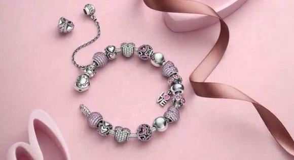 潘多拉串珠多少钱,潘多拉手链的珠子是什么材质的