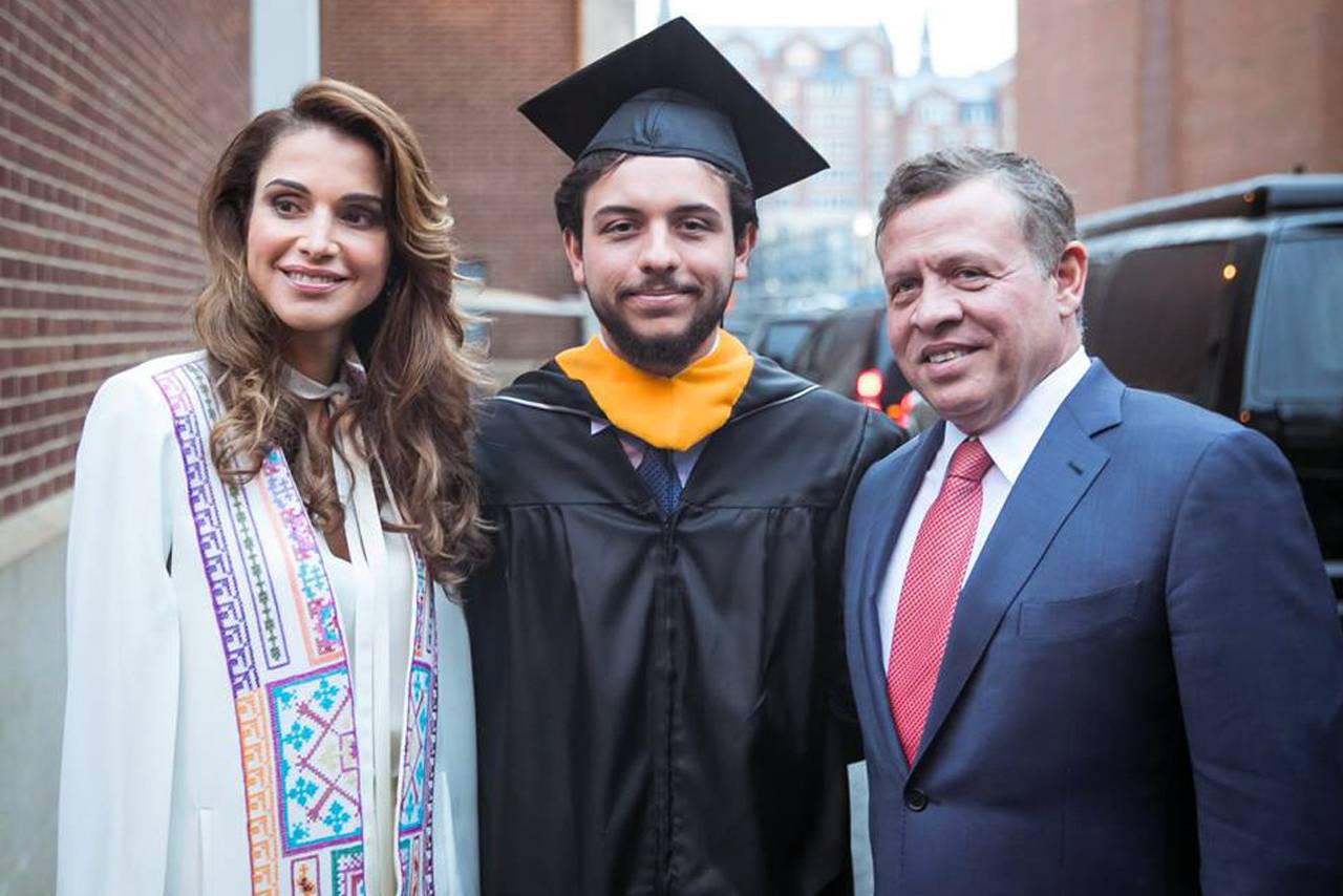 麻雀变成凤凰的人生,麻雀变凤凰普通版