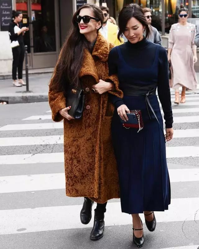 秀自己,赢大奖!百奢与ToryBurch携手寻找校园时尚大使